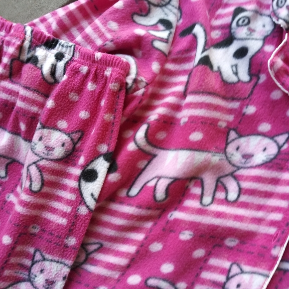 Pink pjs - Picture 3 of 4
